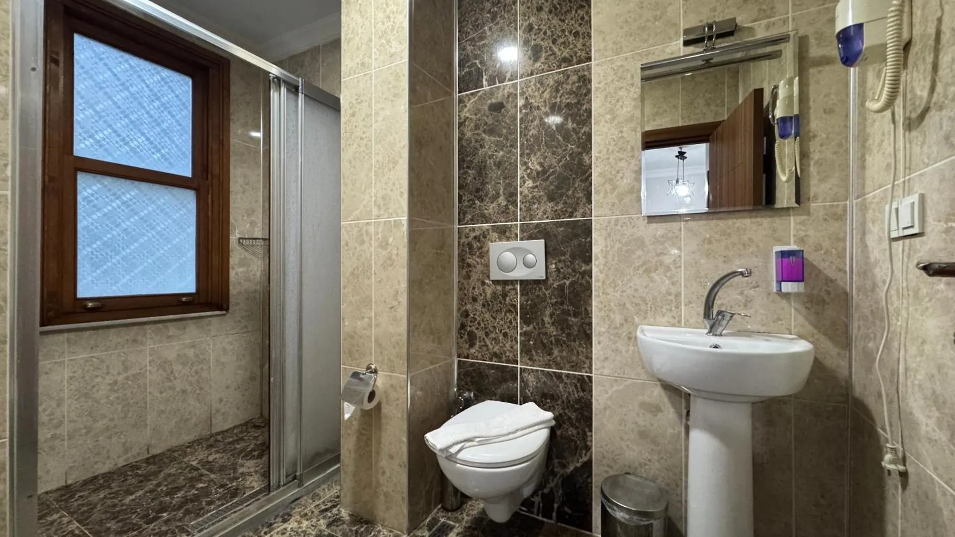 Rosalie Palace Istanbul Hotel
