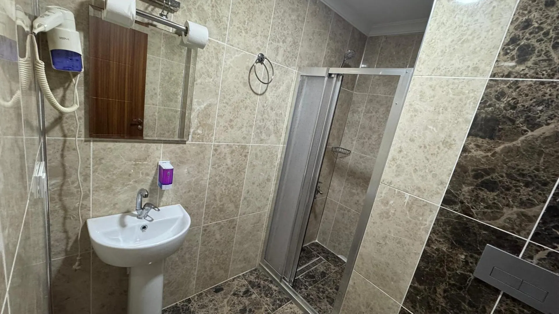 Rosalie Palace Istanbul 2*,