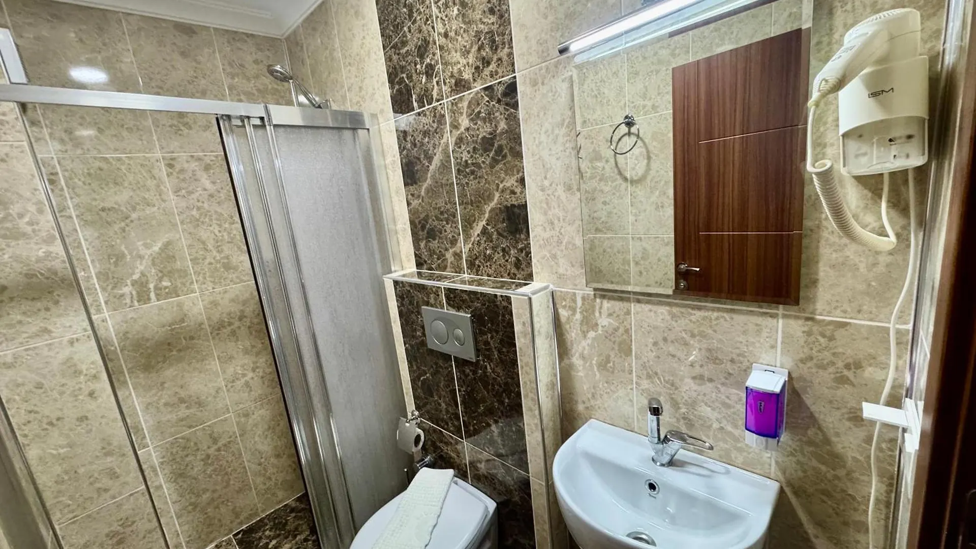 Rosalie Palace Istanbul 2*,